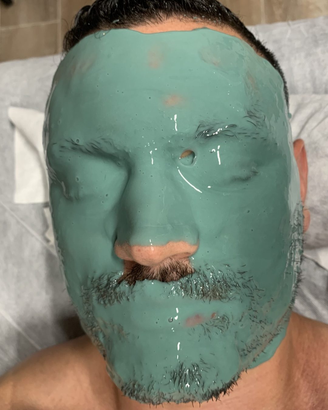 Tratamientos faciales para hombres en Barcelona